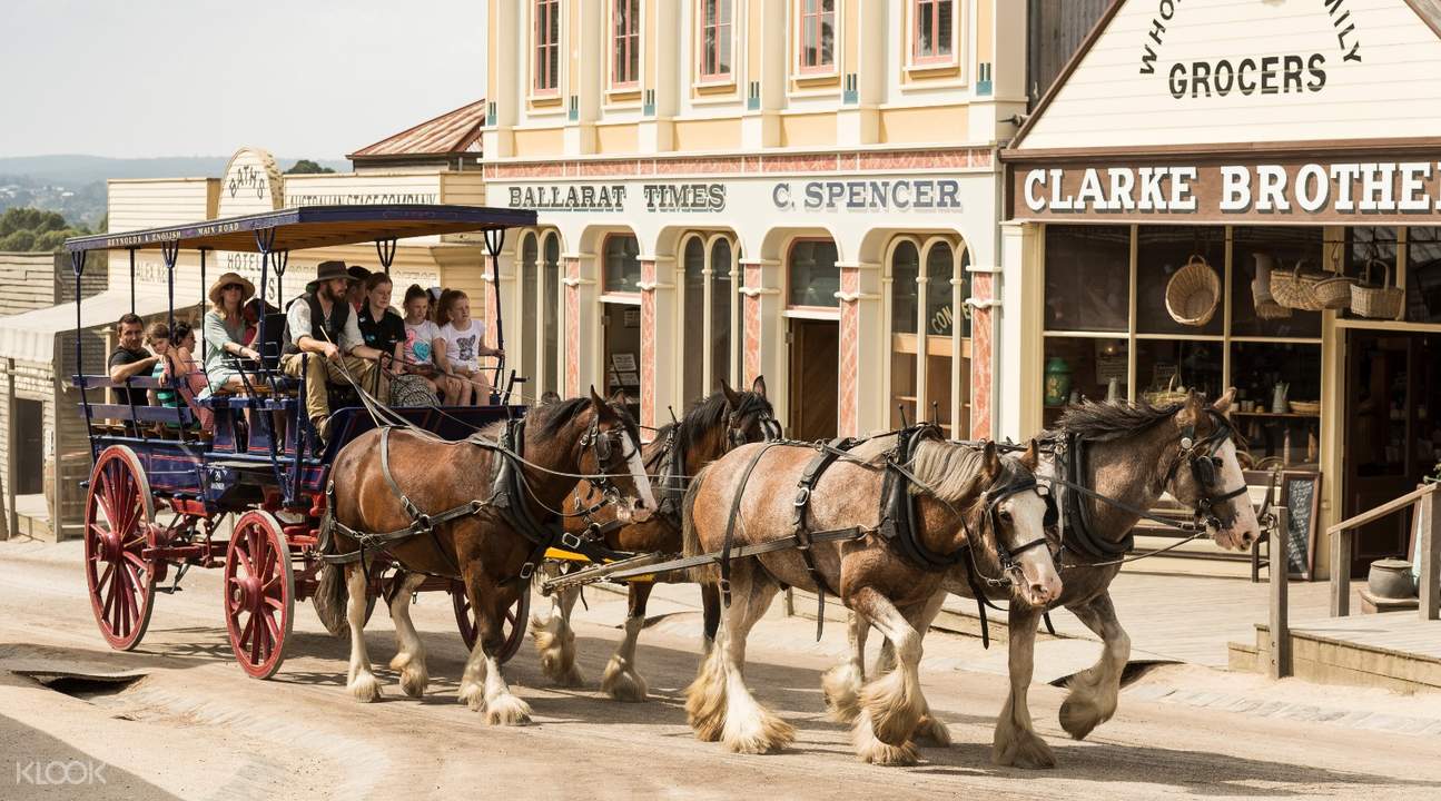 horse drawn carriage in sovereign hill australia